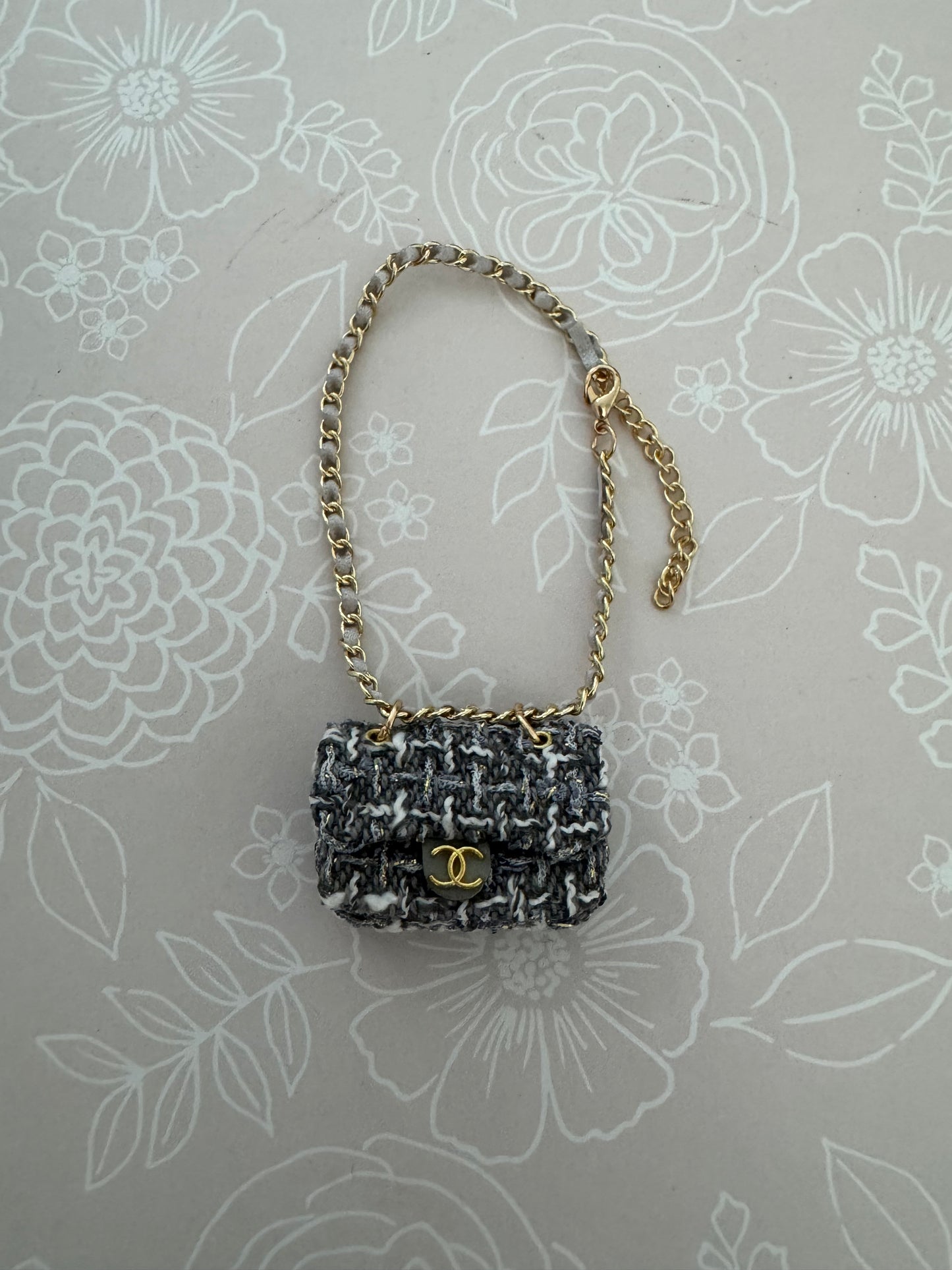 Labubu Bag / C Tweed