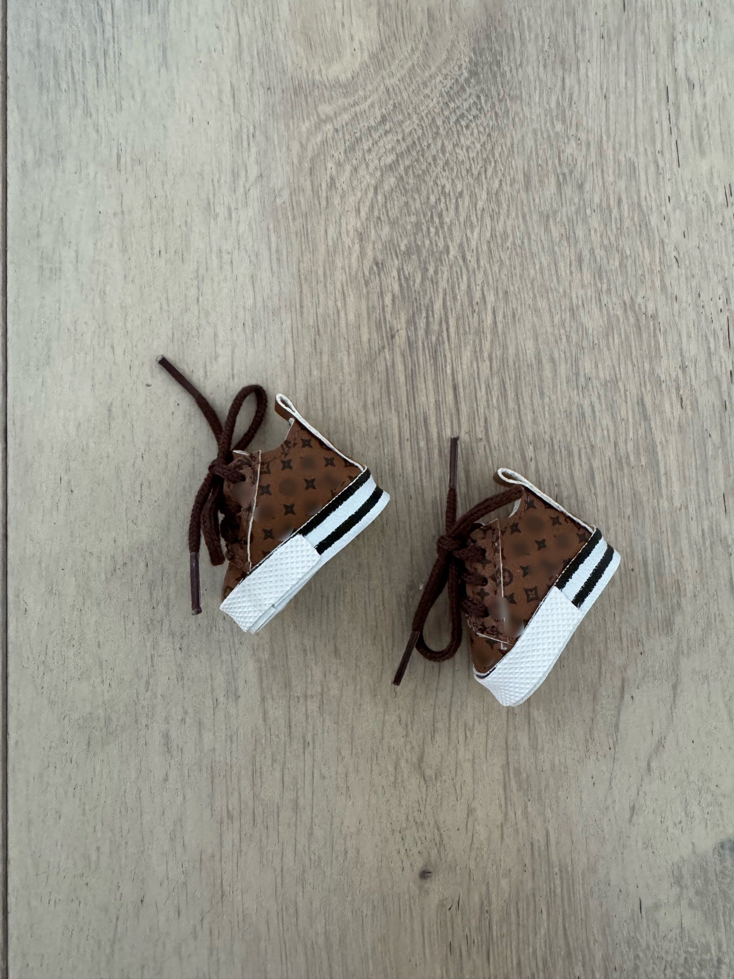 Labubu Clothes / Brown